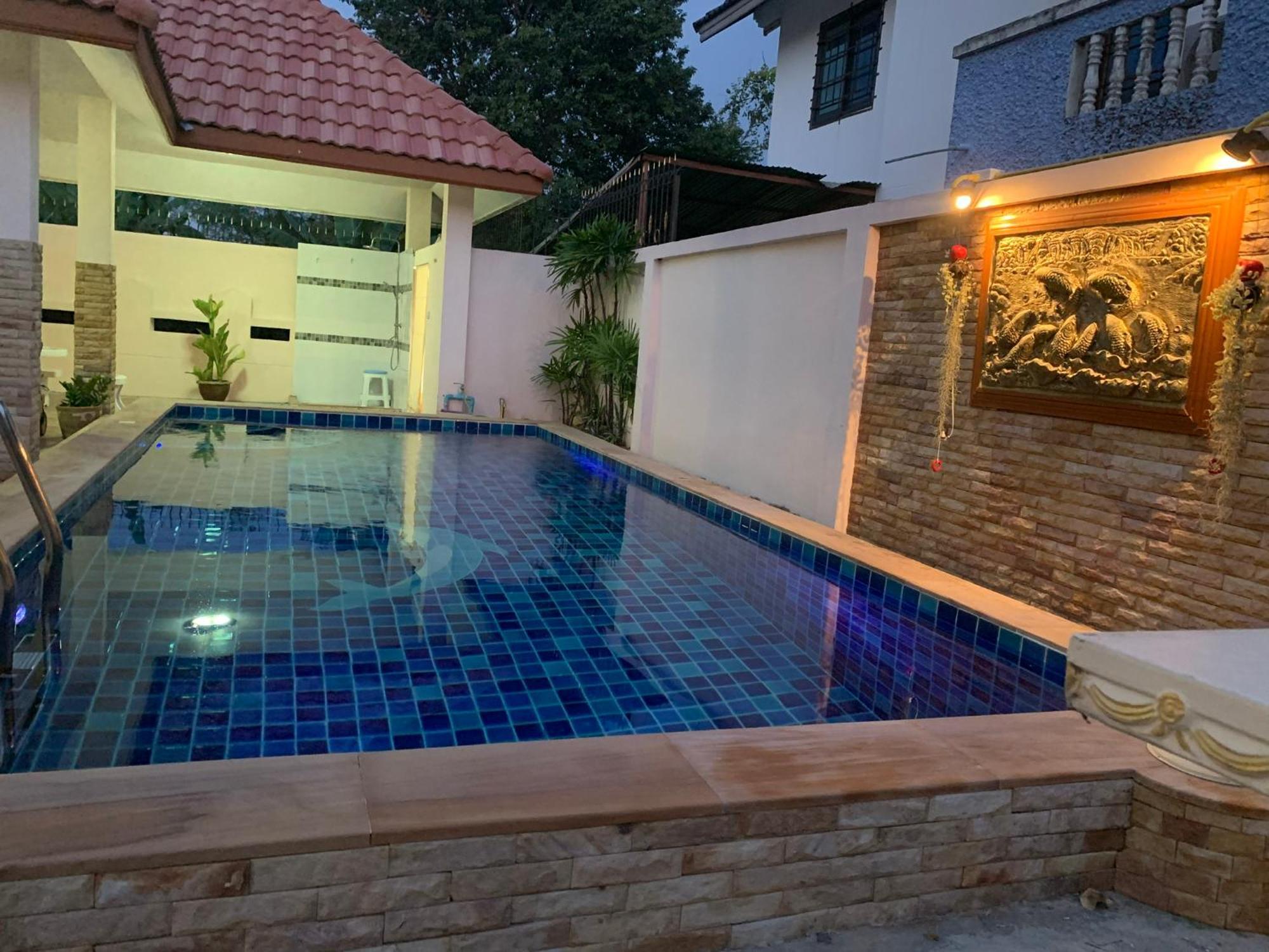 Yoch Pool Hébergement de vacances *