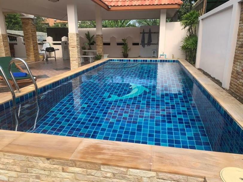 Yoch Pool Hébergement de vacances *